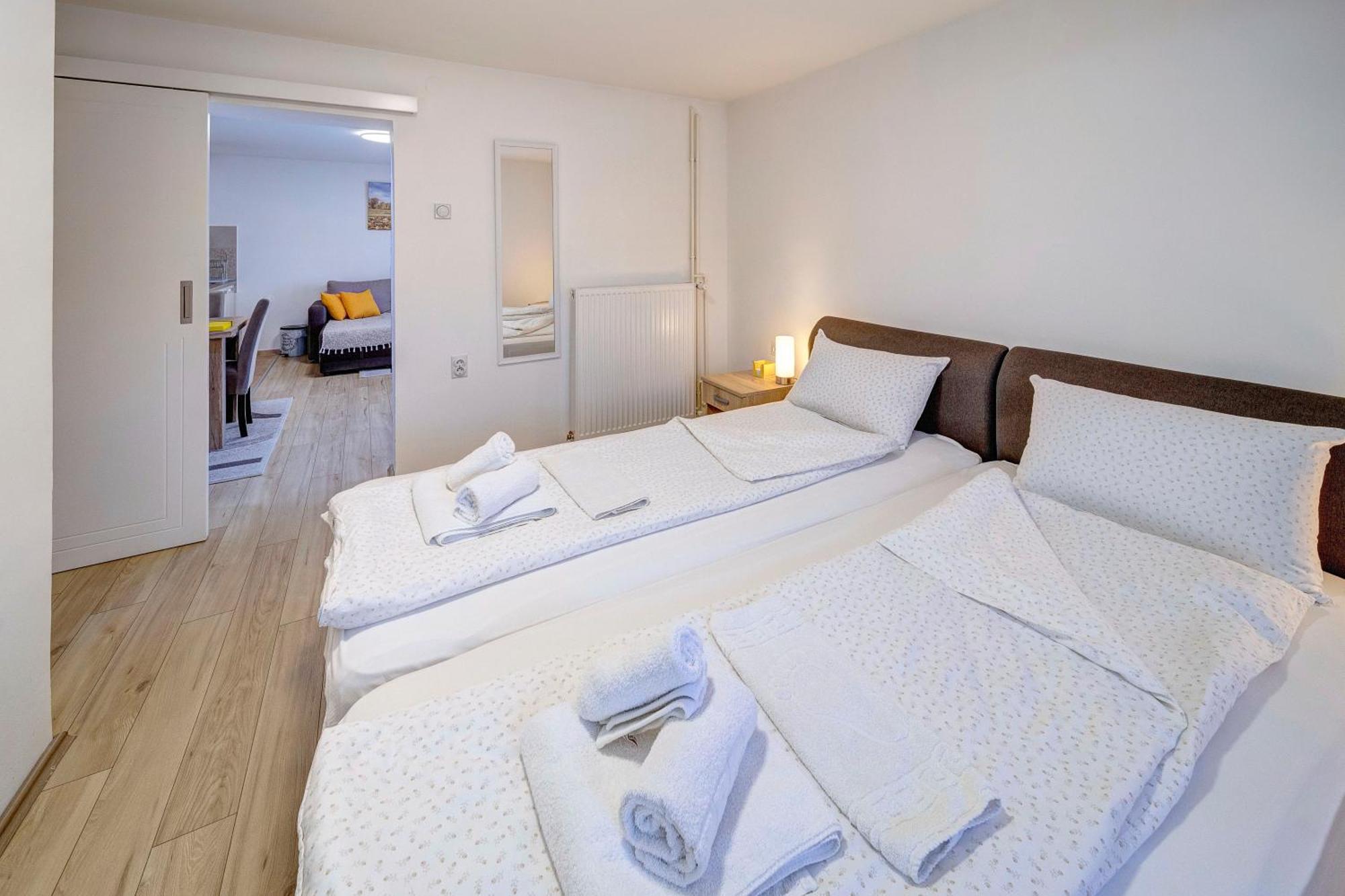 Apartman Nena Pirot Bagian luar foto